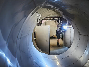 Schweißarbeiten in der Firma Harrasser Trinkwasserbehälterbau